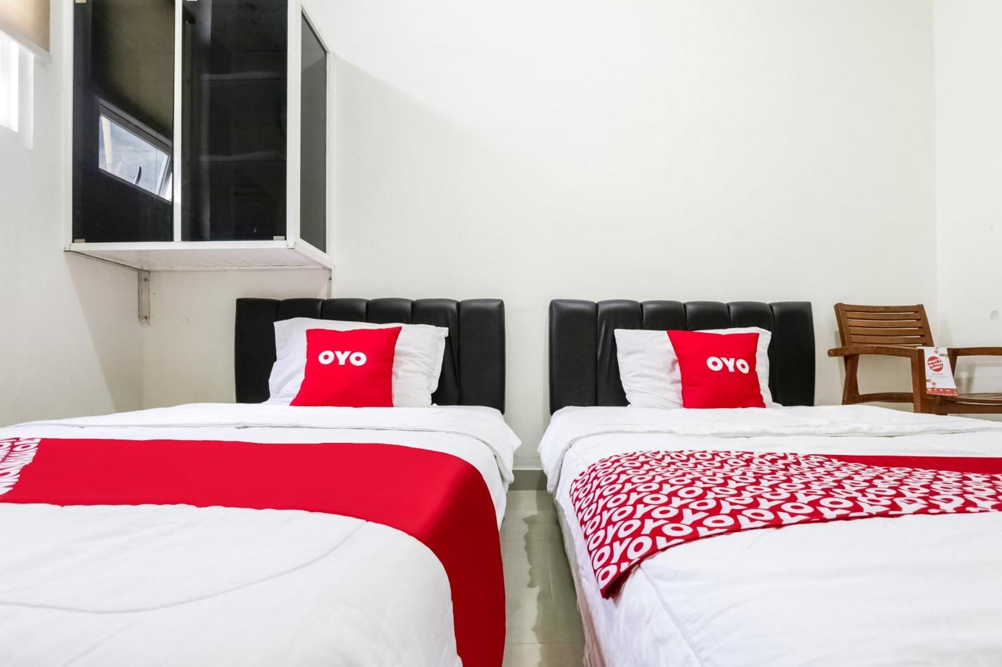 Super Oyo 3838 Tamansari Guest House Solo Dış mekan fotoğraf